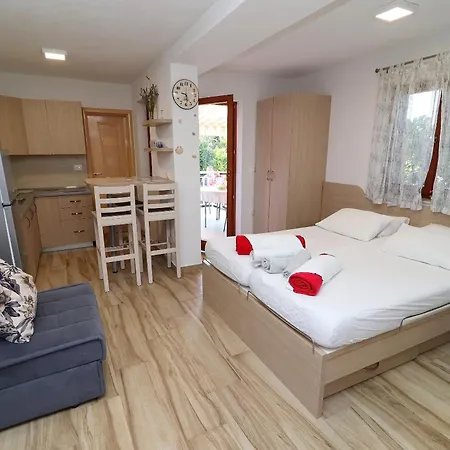 Seaside Apartments Hrkac Orebic Room photo