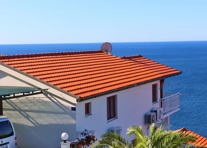 Seaside Apartments Hrkac